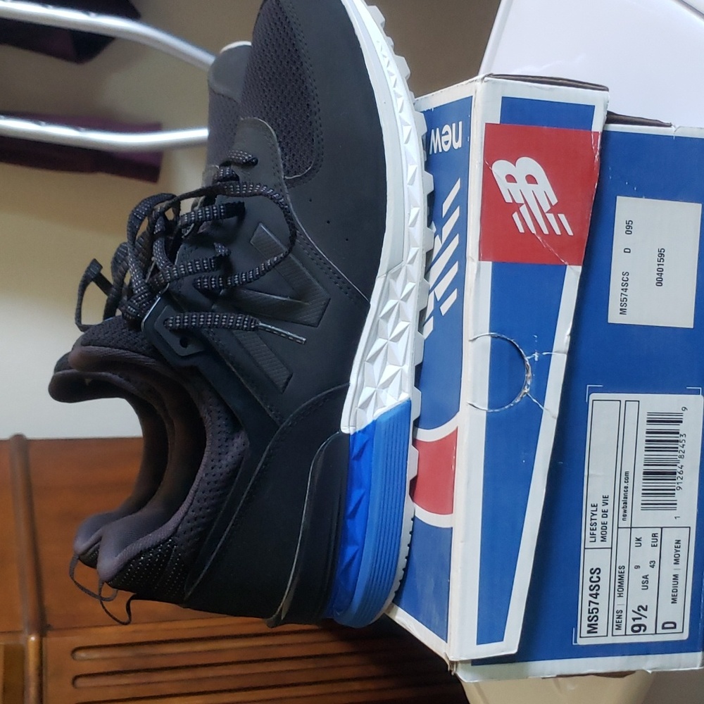New balance shoes